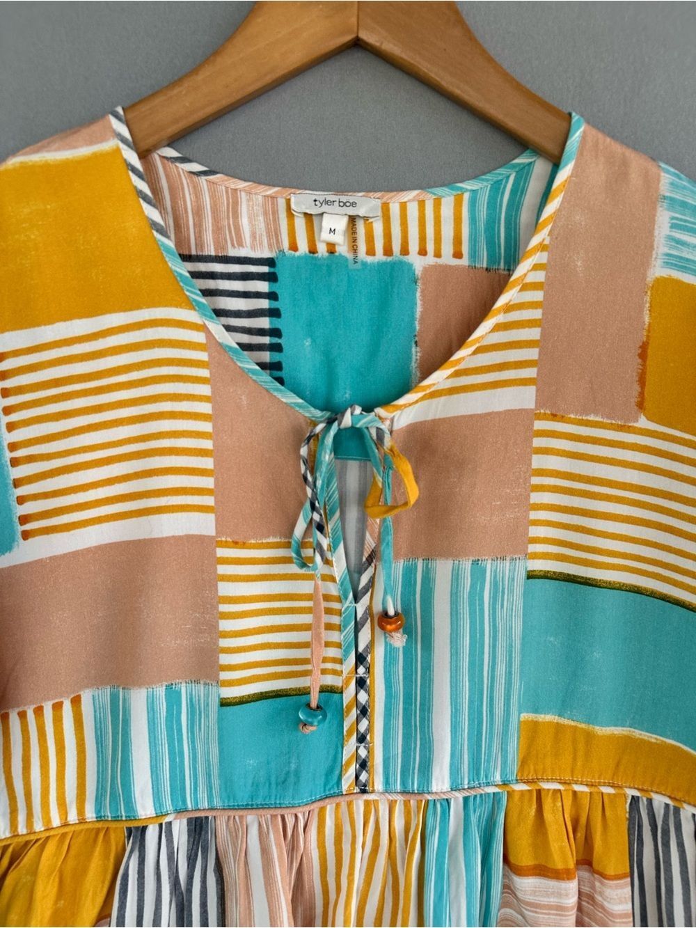 🎉5 for $45🎉 Tyler Boe tunic long top size M - Picture 5 of 9